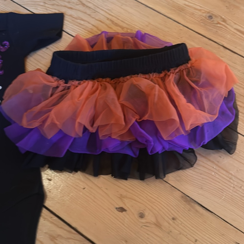 Kids Black Hocus Pocus Matching Set with Orange & Purple Tutu - Picture 4 of 13